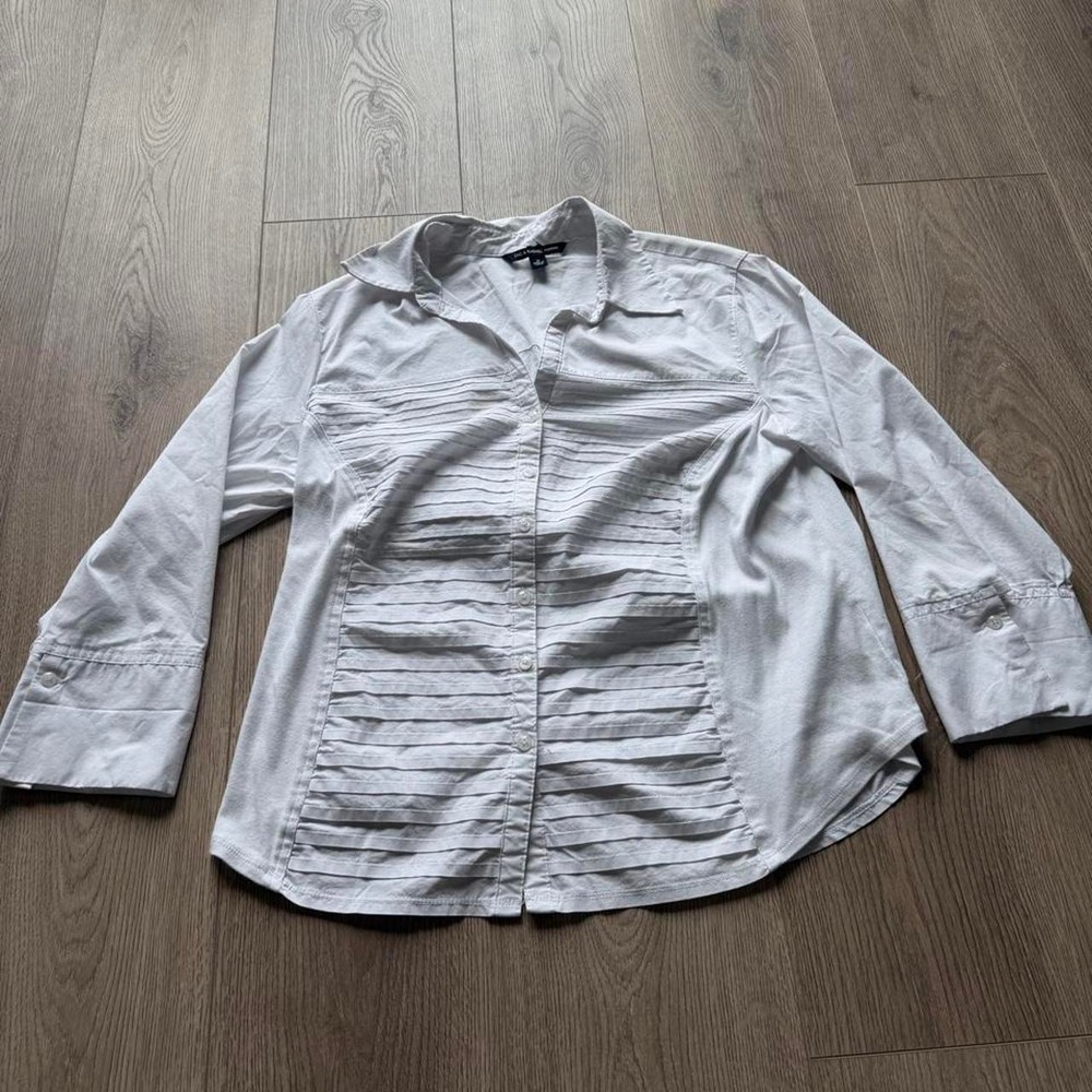 Zac & Rachel Woman White Pintuck Button-Up Blouse M‎ | 3/4 Sleeve